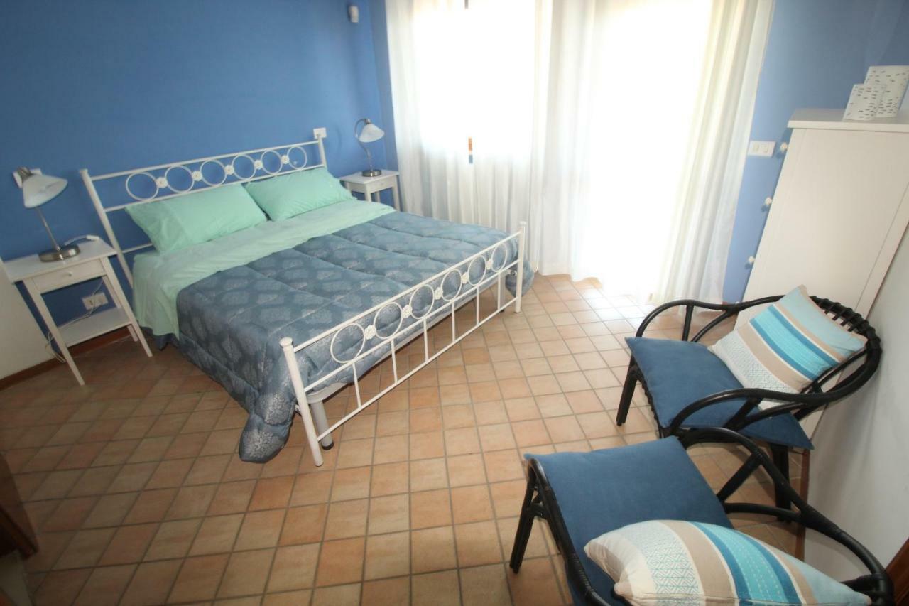Cala Chiara B&B Ortona Bagian luar foto